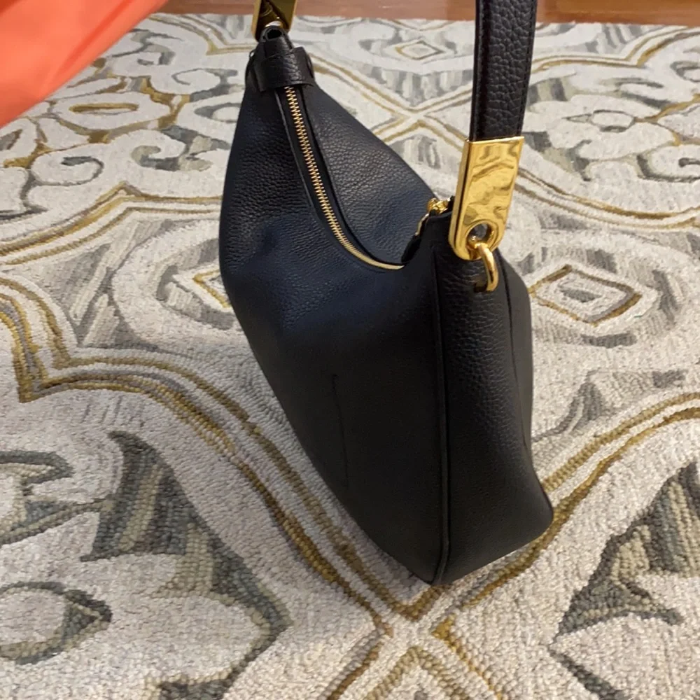 💕Marc Jacob s black leather satchel 💕 Excellent used condition - Picture 2 of 12